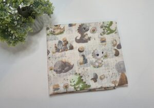 Merliukai “dinozauriukai kreminiame fone”