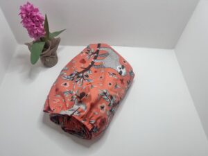 Paklodė su guma “tinginys oranžiniame fone” 120x60cm