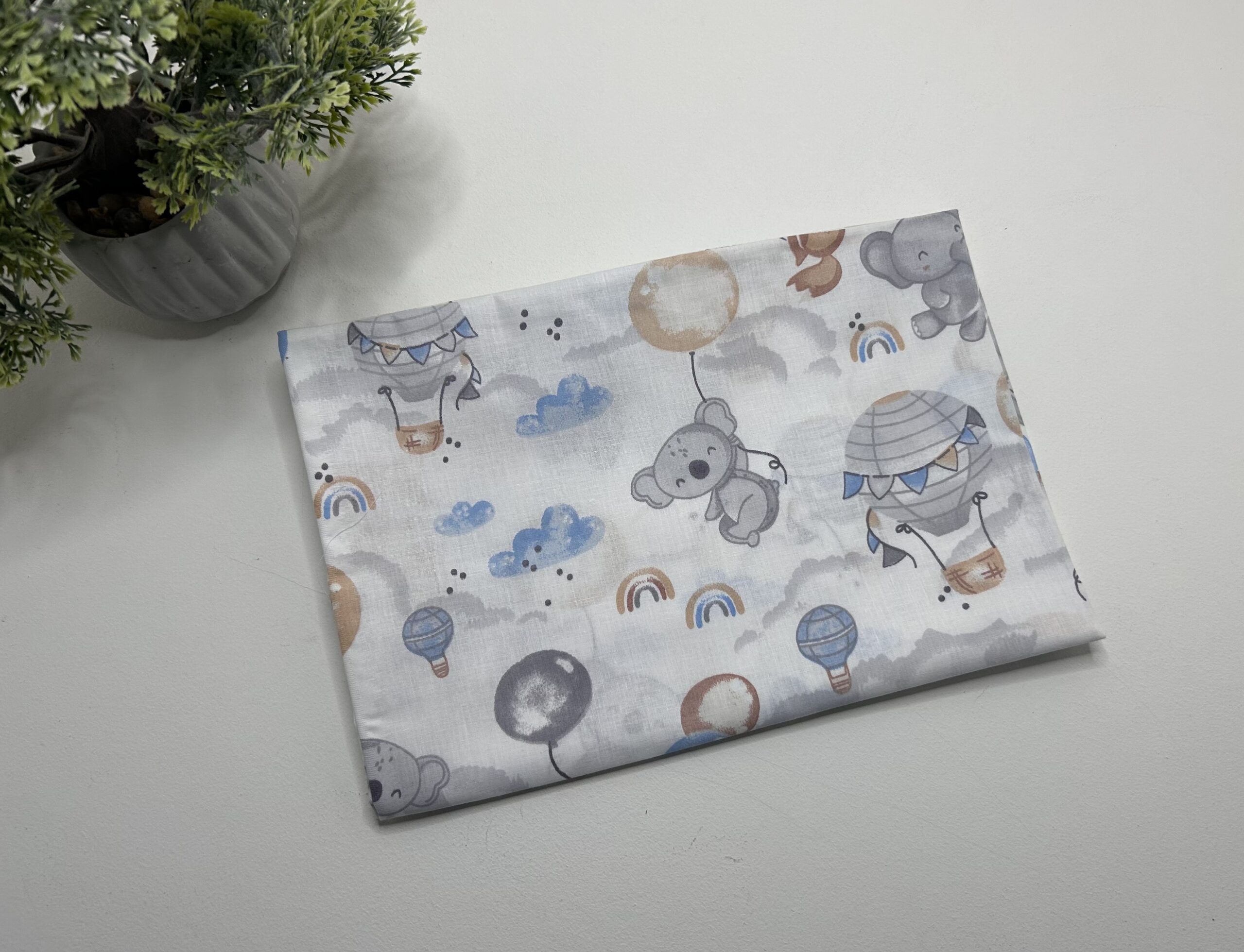 Pagalvės užvalkalas 60x40cm “koala oro balione”