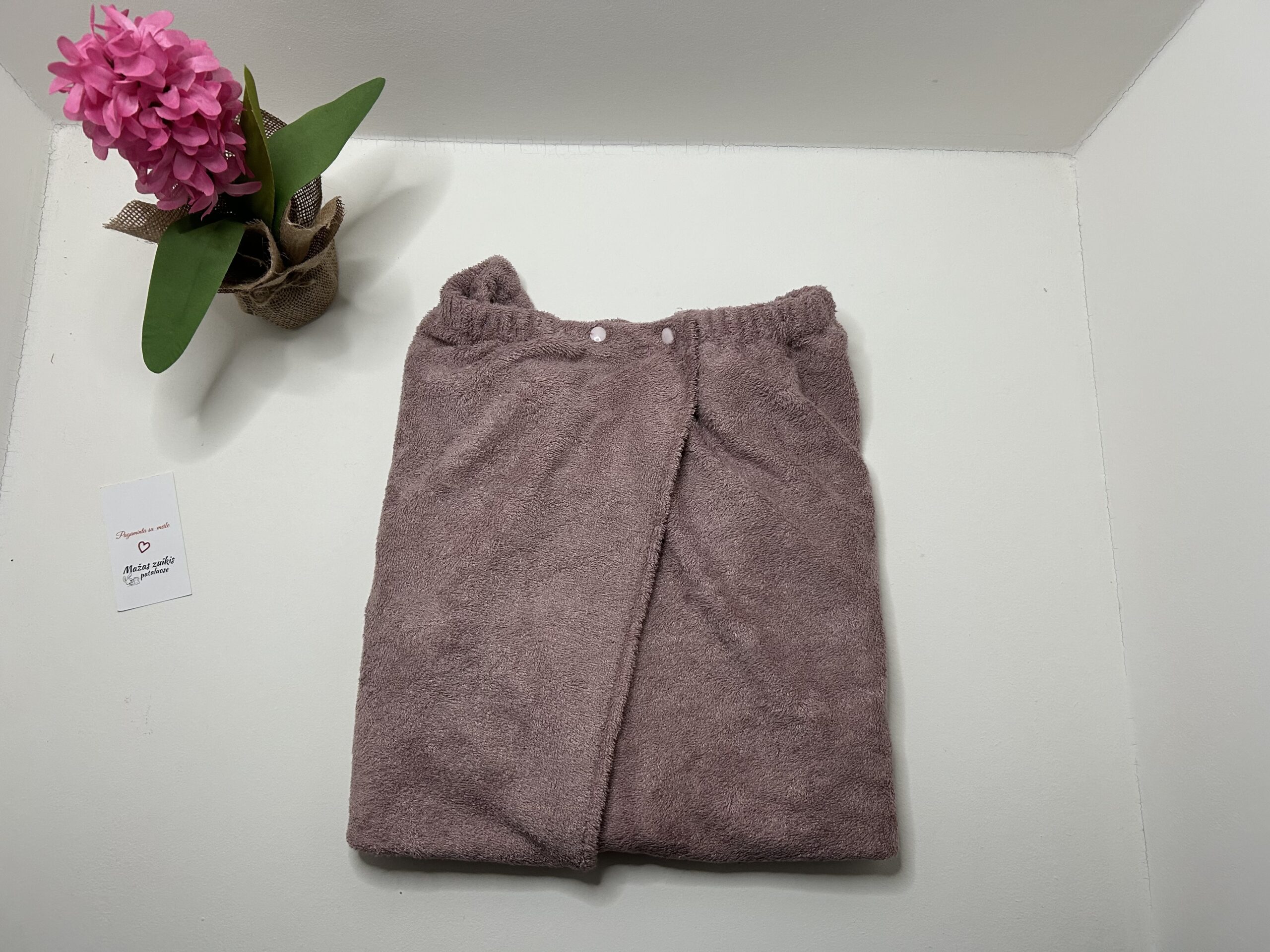 Pirties rankšluostis “pelenų rožė”