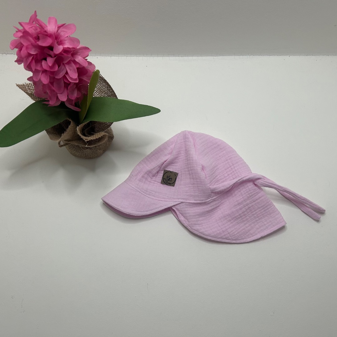 Muslino kepurė su snapeliu ir kaklo apsauga 1-3m “rožinė”