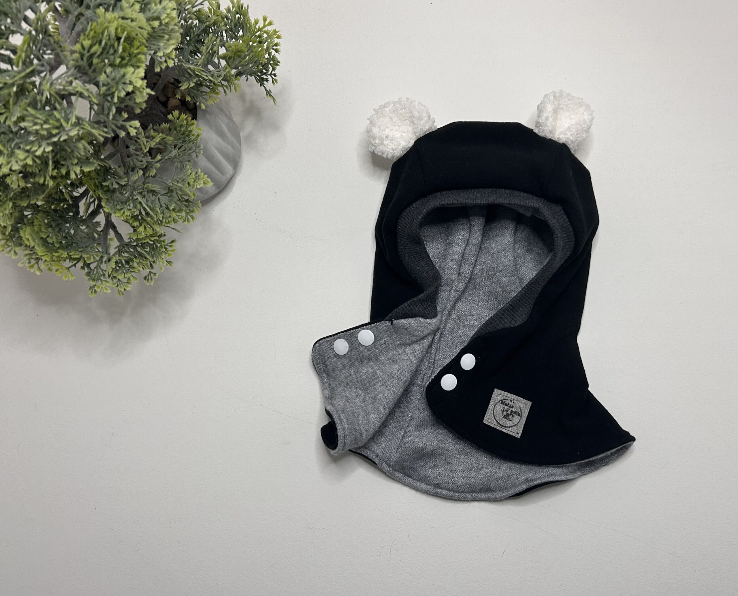 Susegamas šalmukas žiemai 44-46cm “juodas” - Image 2